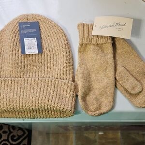 Universal Thread Beige Knit Hat and Gloves Set